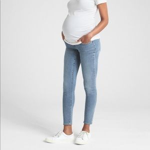 GAP Maternity soft skinny jeans